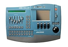 SGM PILOT 3000  Профессиональная консоль управления светом
